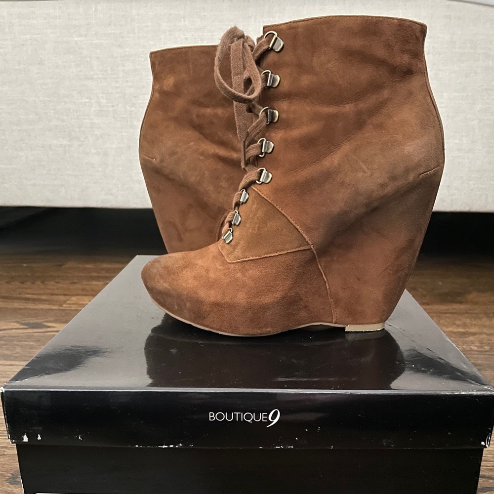 Boutique 9 booties